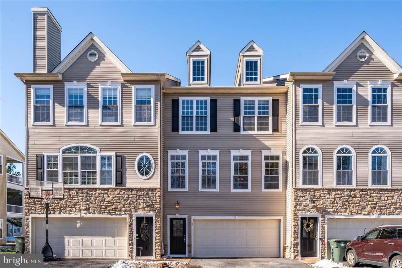 400 Williams Street - Photo 1