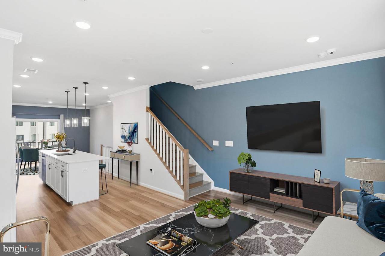 211 Narrowleaf Way - Photo 1