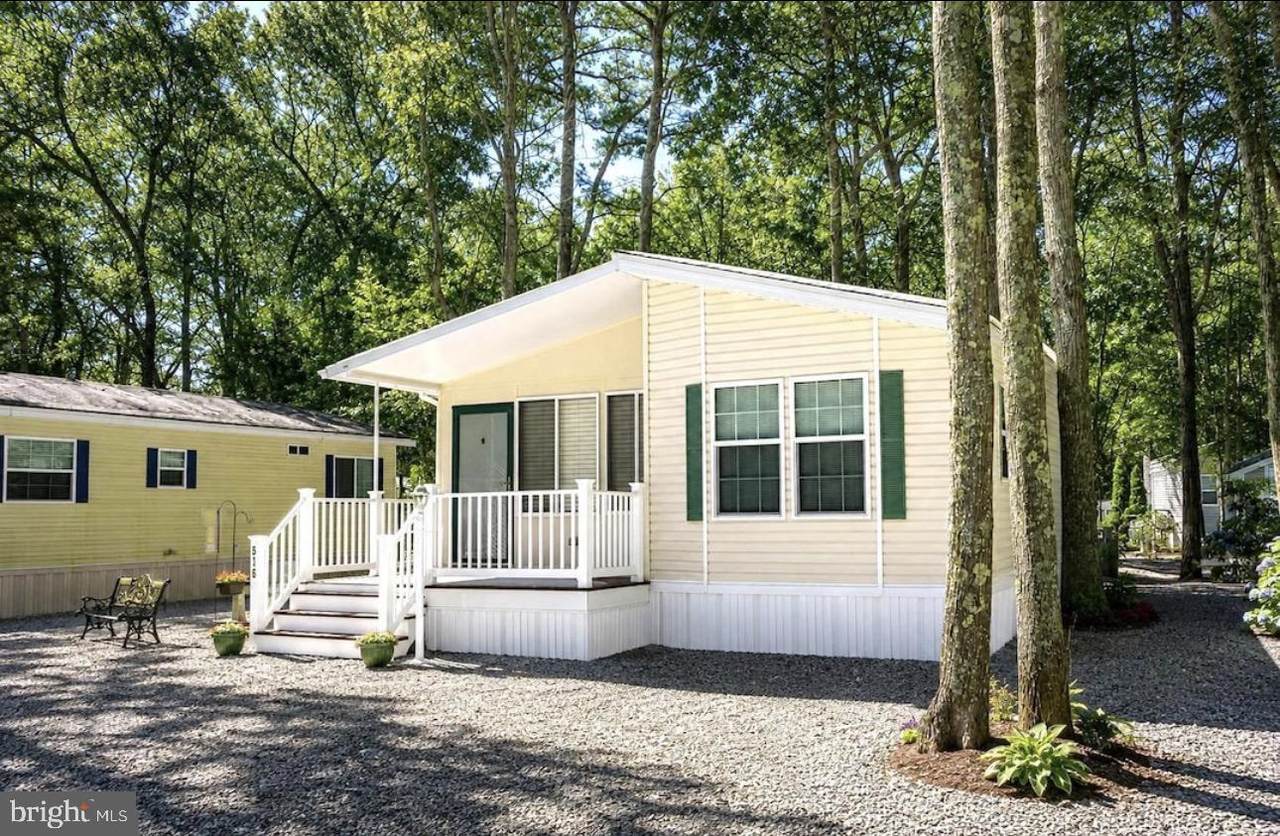 165 Freemont Avenue - Photo 1