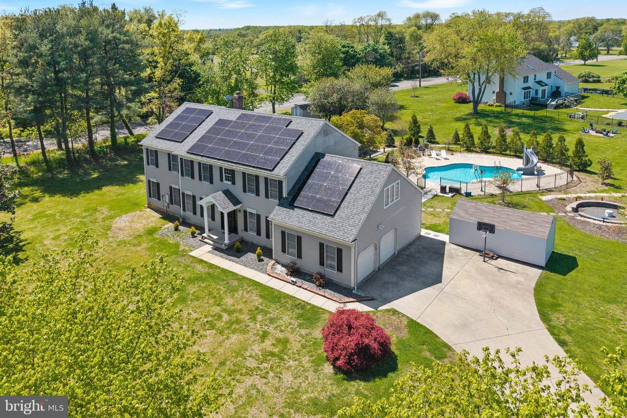 218 Heritage Drive - Photo 1