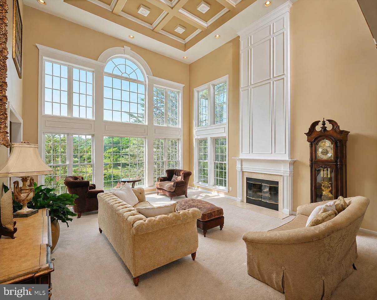 https://bt-photos.global.ssl.fastly.net/brightmls/orig_boomver_1_804875378450-2.jpg