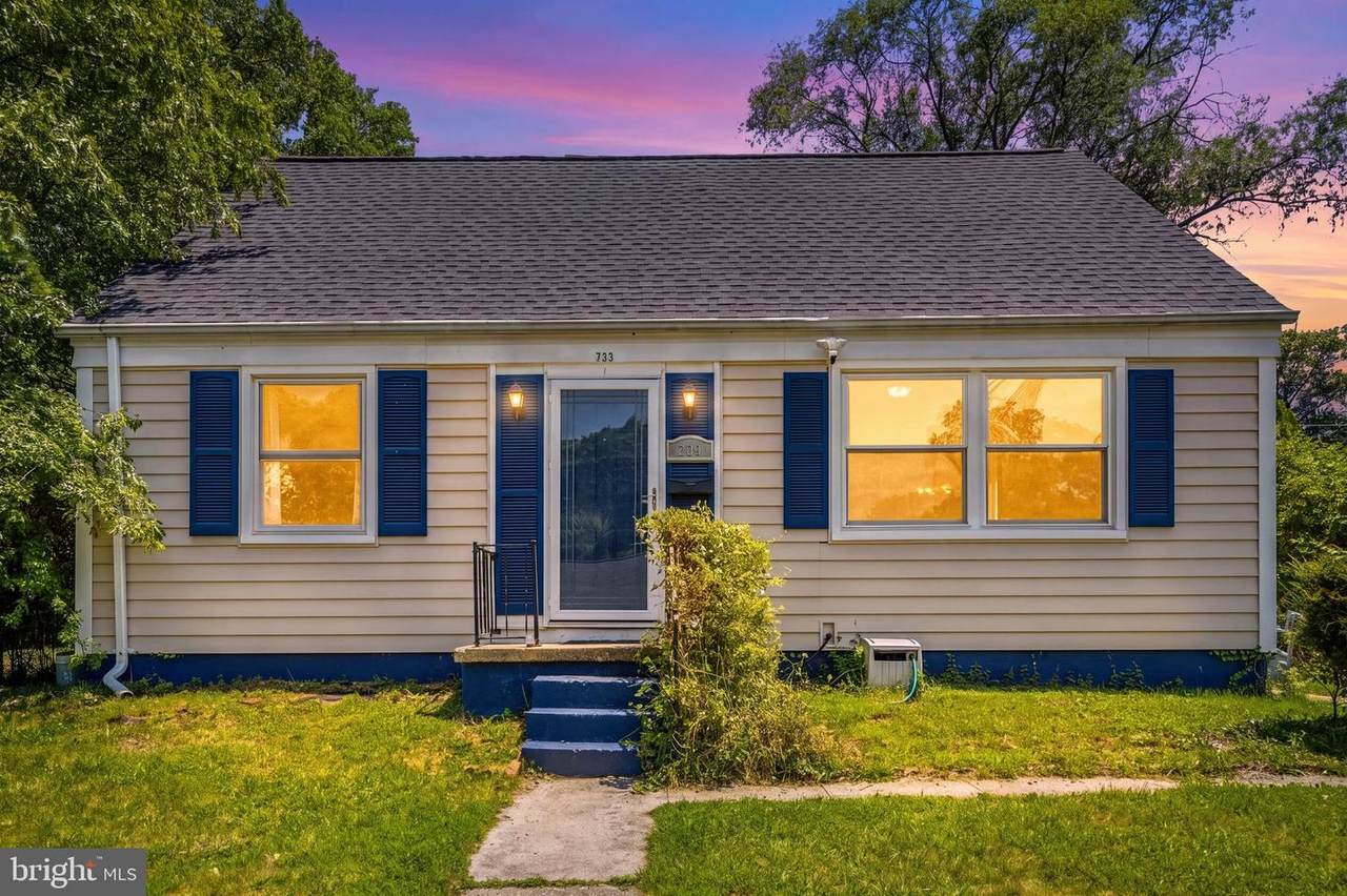 733 Leafydale Terrace - Photo 1