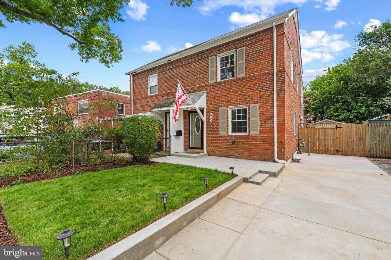 825 Ivy Street - Photo 1