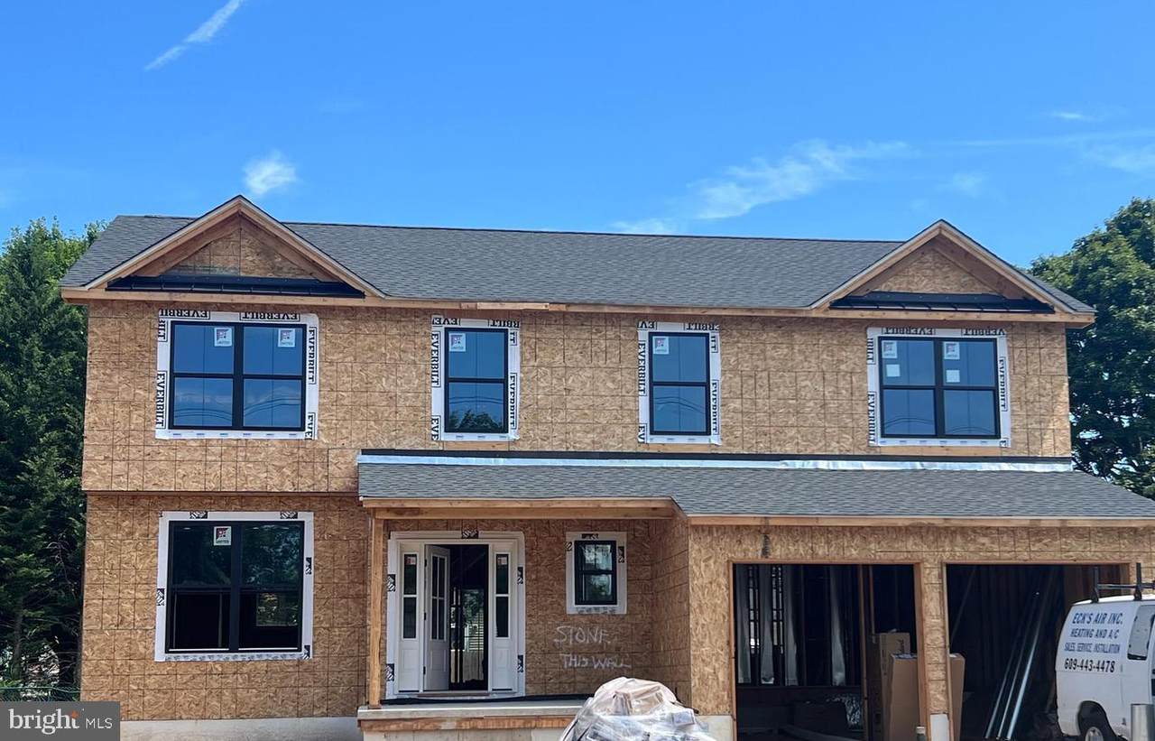 262 Mcadoo Avenue - Photo 1