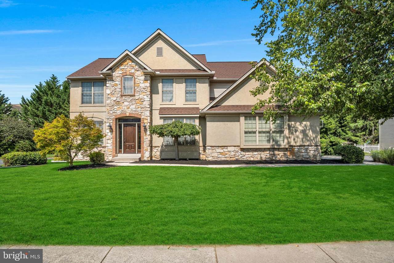 1135 Windsor Road - Photo 1