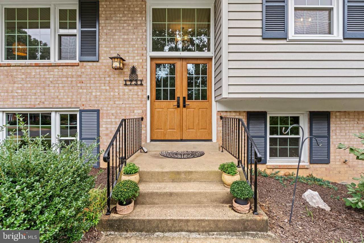 1731 Tamerisk Court - Photo 1