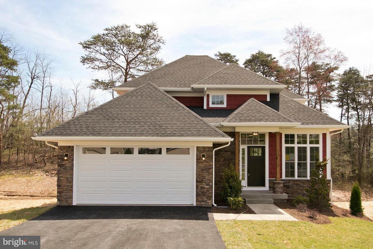 112 Colonial Drive - Photo 1
