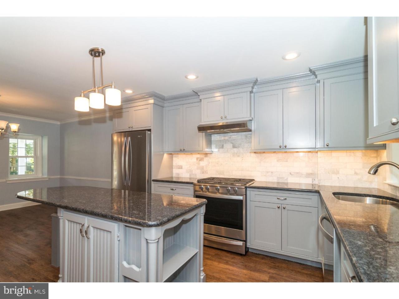 8206 Marion Road - Photo 1