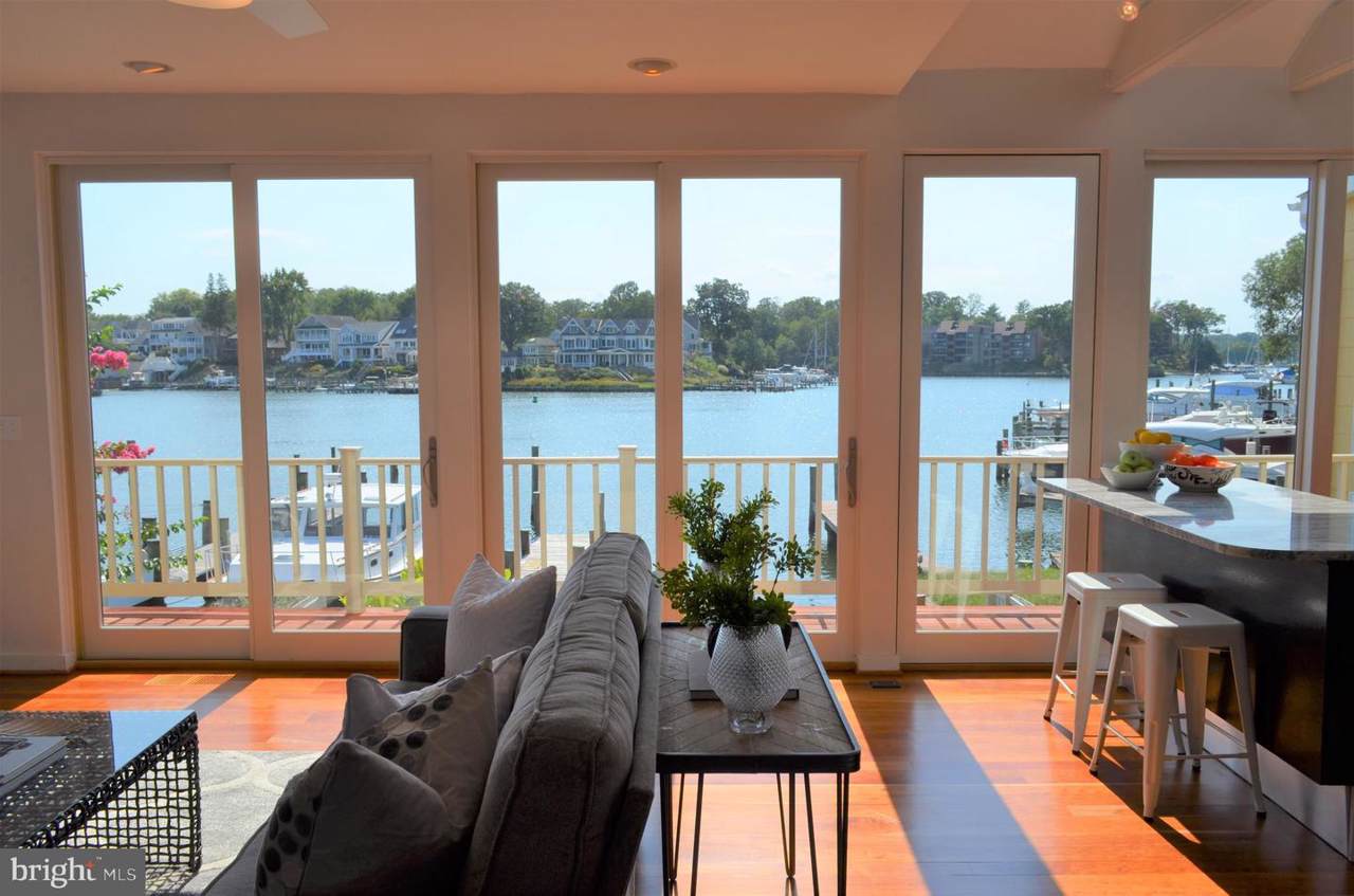 9 Shipwright Street - Photo 1