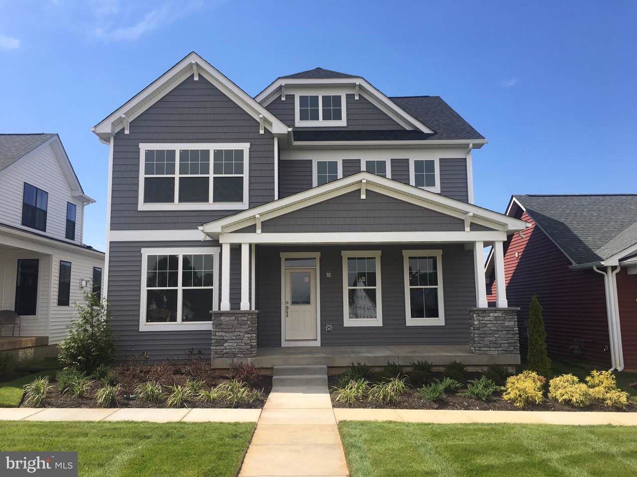 607 Gillespie Drive - Photo 1
