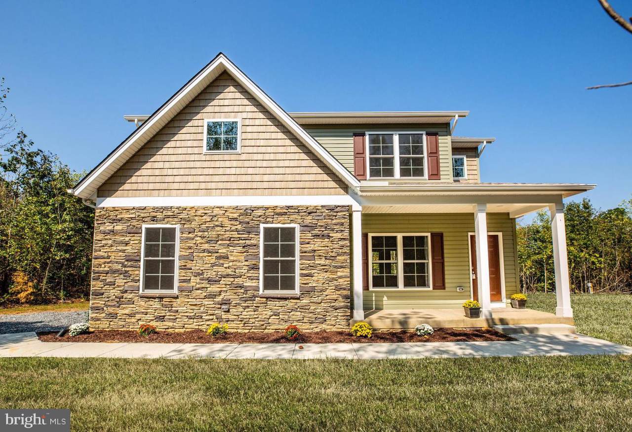10131 Robert E Lee Drive - Photo 1