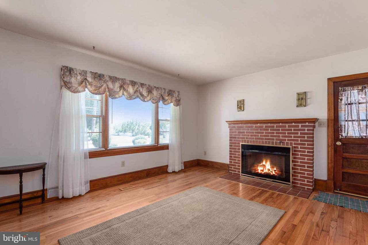 3200 Riverview Drive - Photo 1