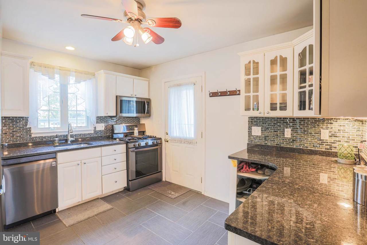 2820 Salisbury Avenue - Photo 1 2820 Salisbury Avenue - Photo 1