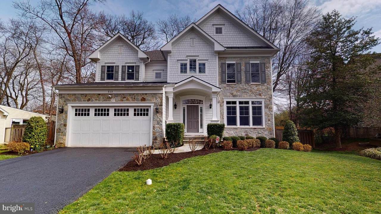 513 Woodland Court - Photo 1