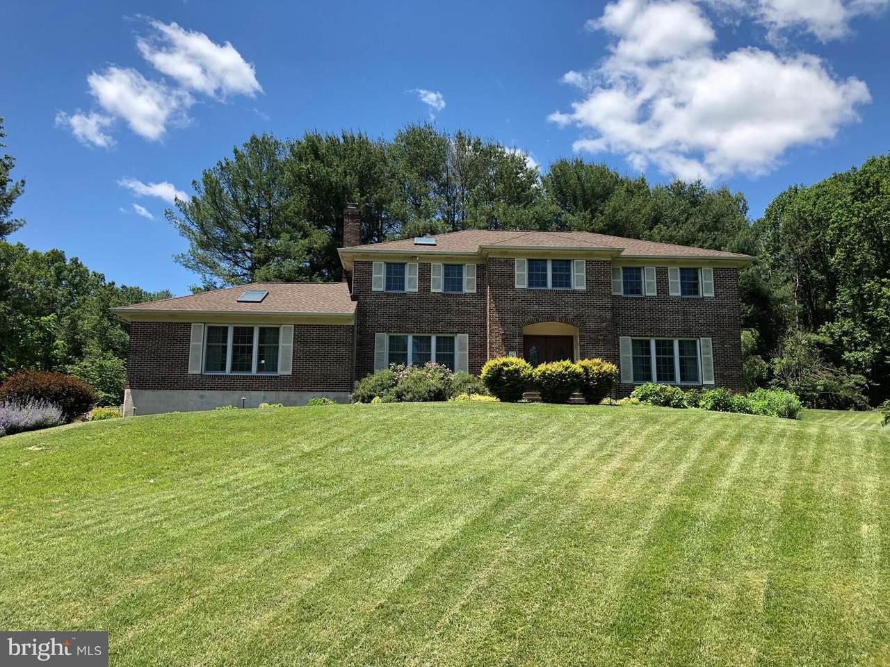 1115 Kelly Drive - Photo 1