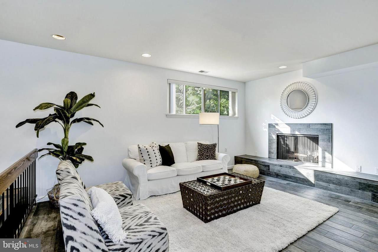 5203 Macarthur Terrace - Photo 1