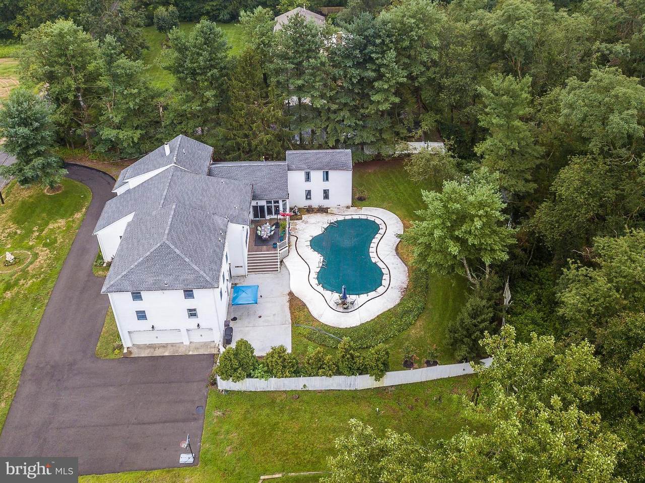 925 Mcelwee Road - Photo 1