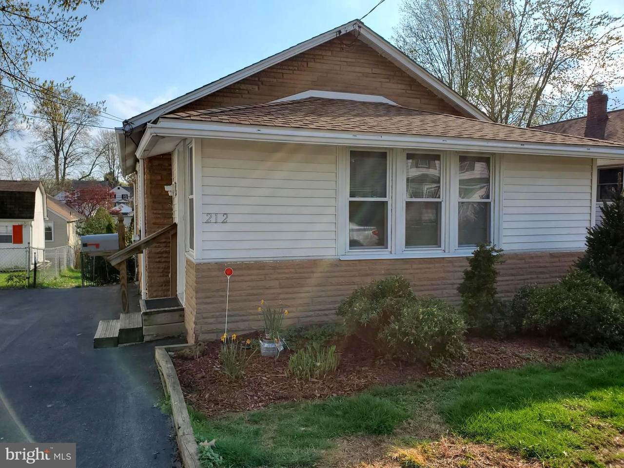 212 Walnut Road - Photo 1