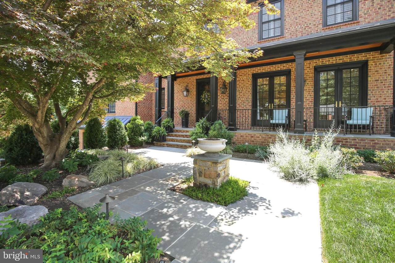 3038 Peary Street - Photo 1