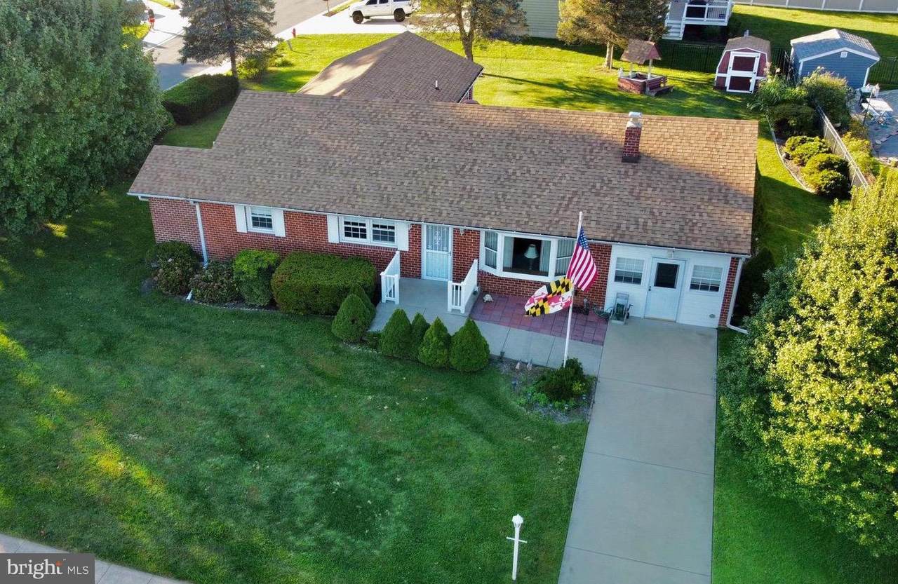 1616 Cass Drive - Photo 1