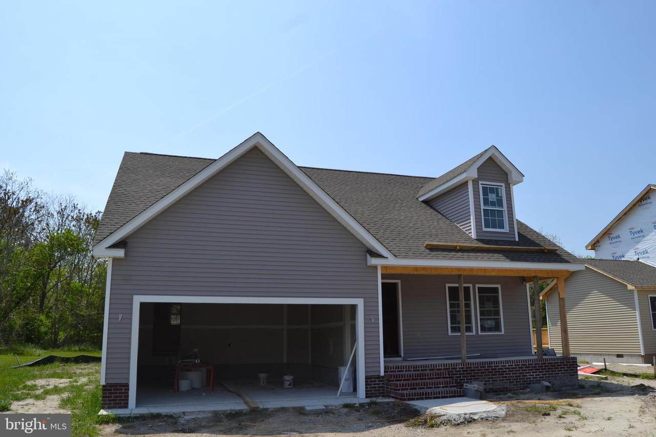 283 Washington St - Photo 1