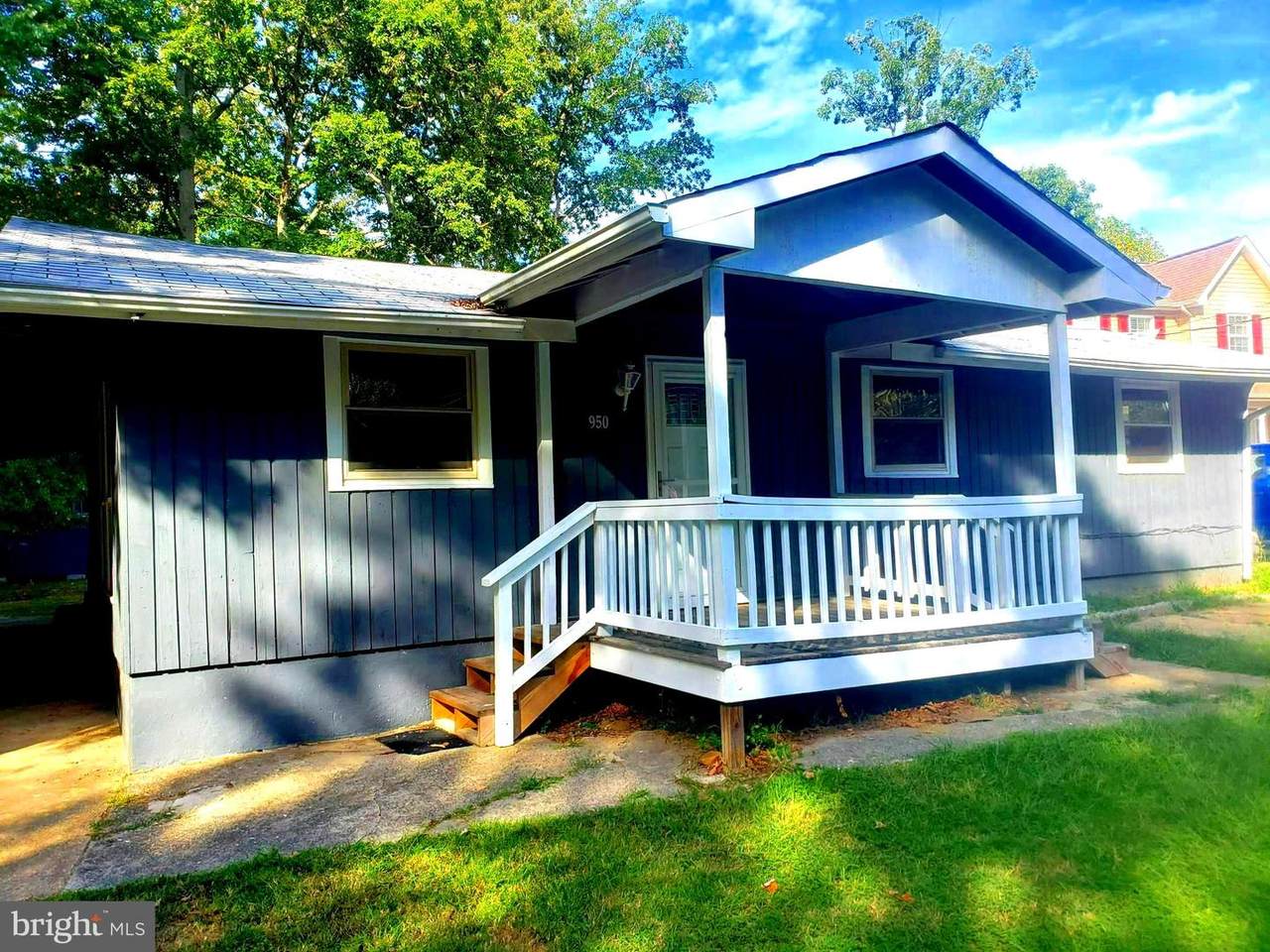 950 Golden West Way - Photo 1