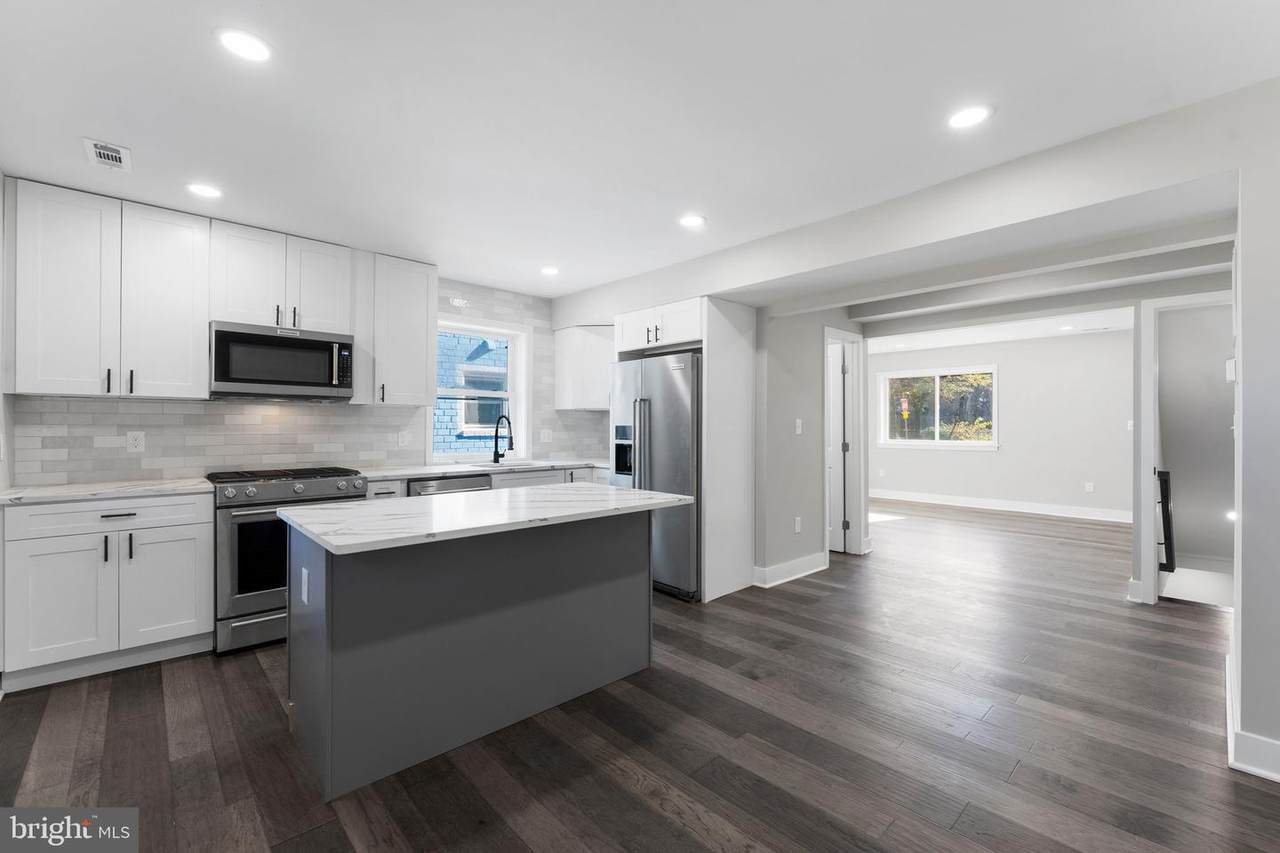 5154 H Street - Photo 1