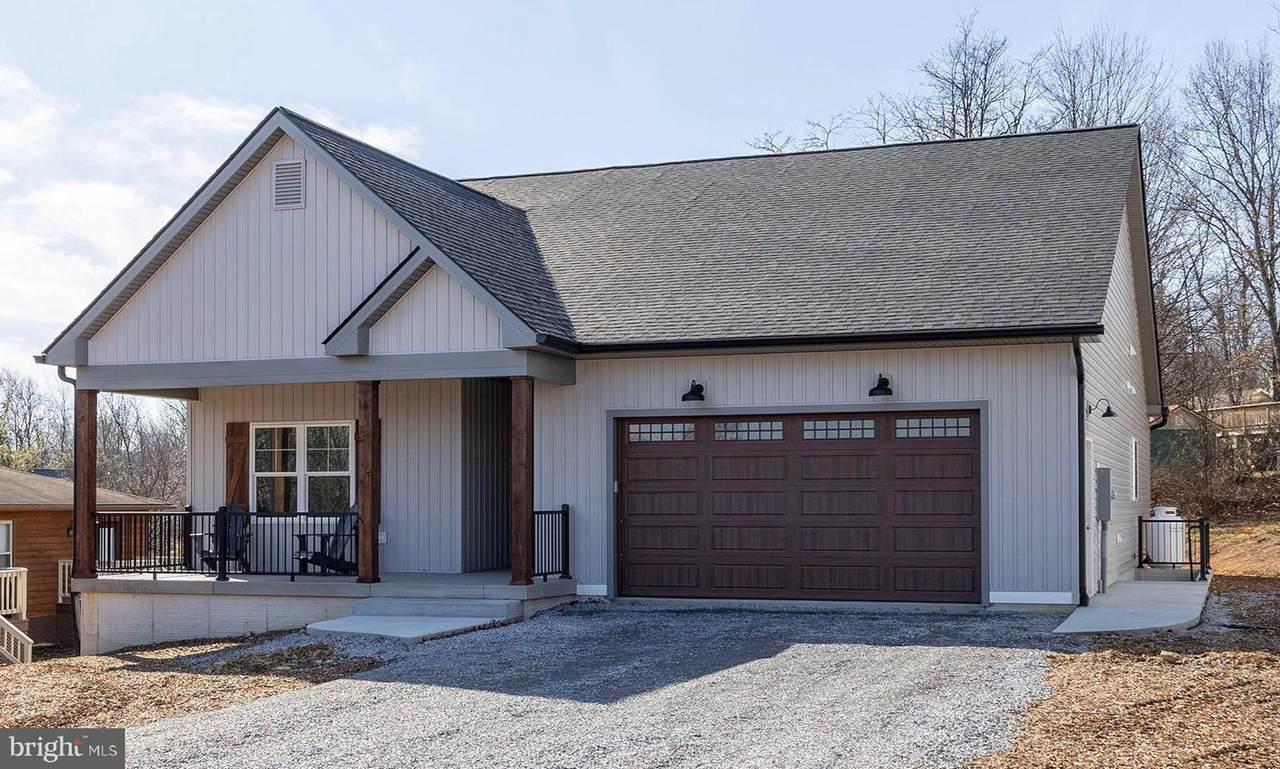 114 Masters Drive - Photo 1