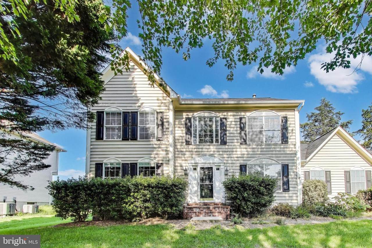 10457 Pineview Road - Photo 1