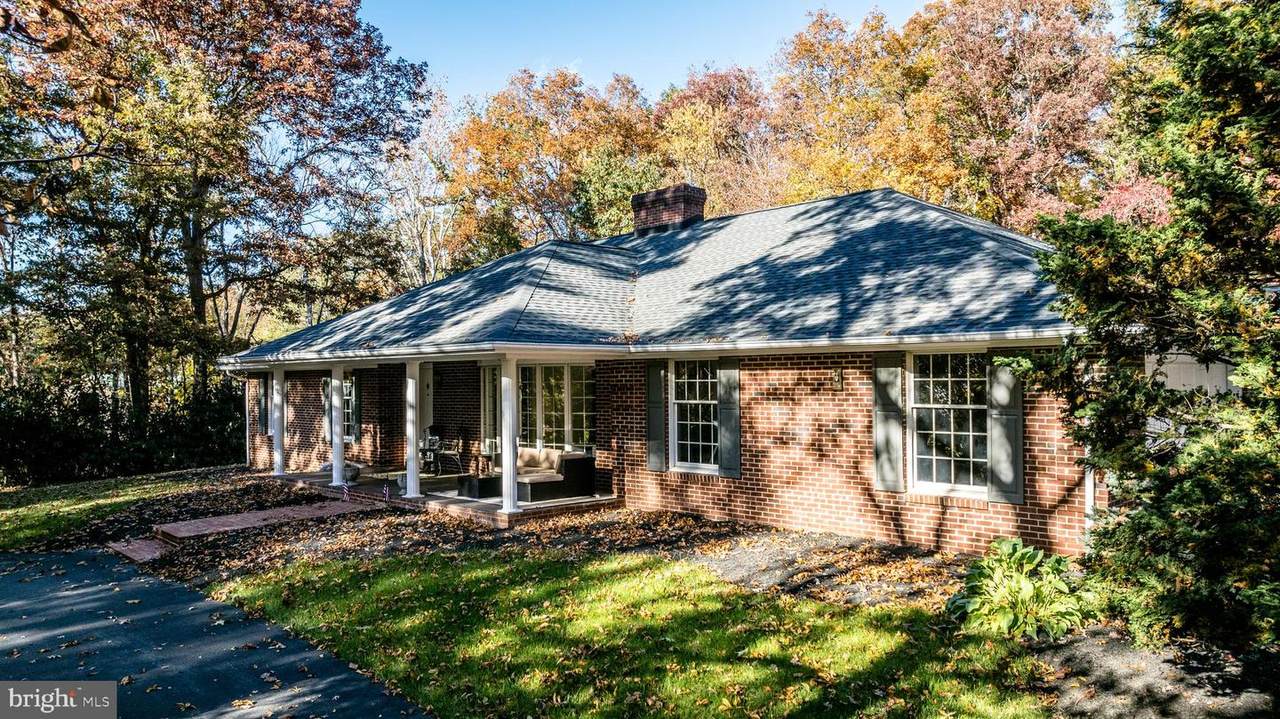 5983 Labs Run Lane - Photo 1