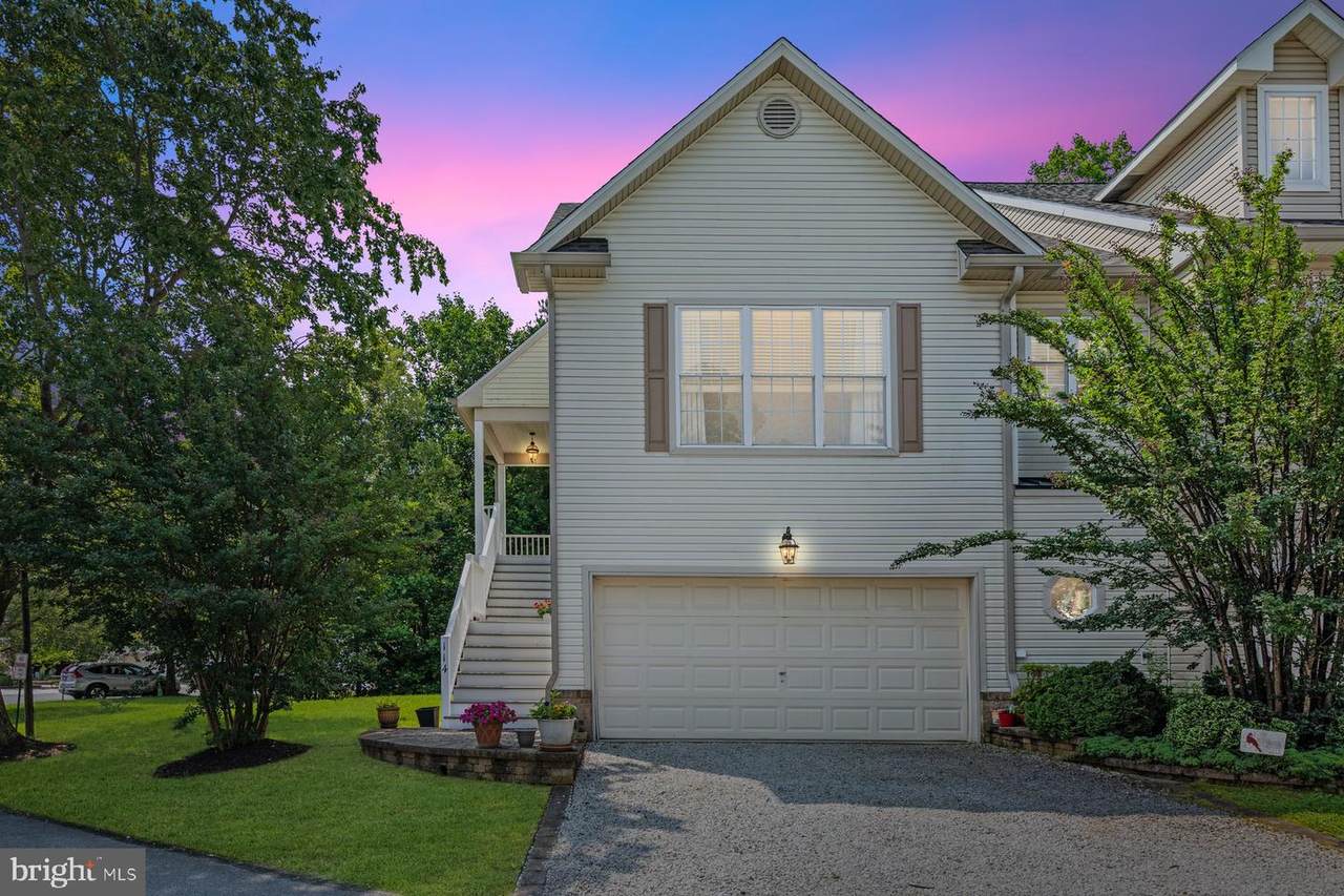 114 Hingham Lane - Photo 1