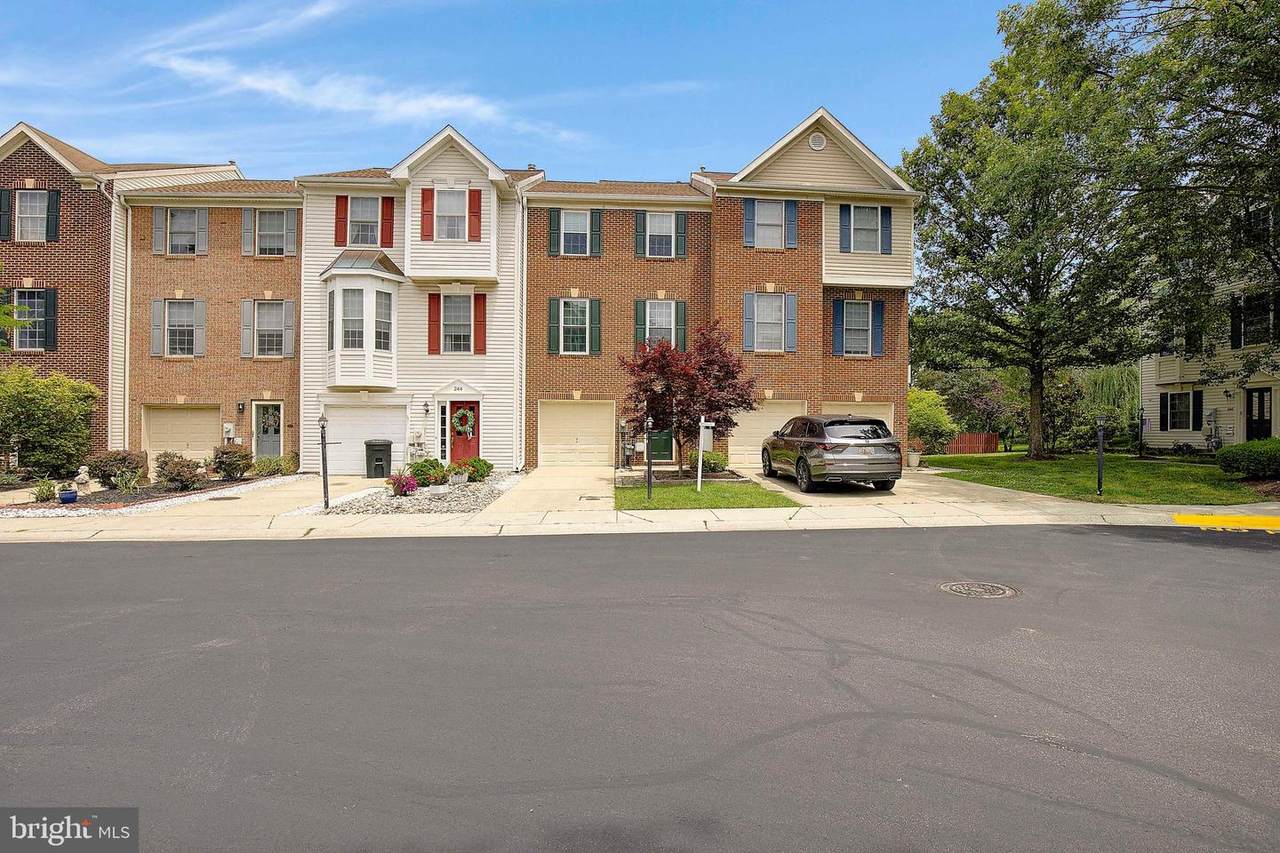 242 Tilden Way - Photo 1