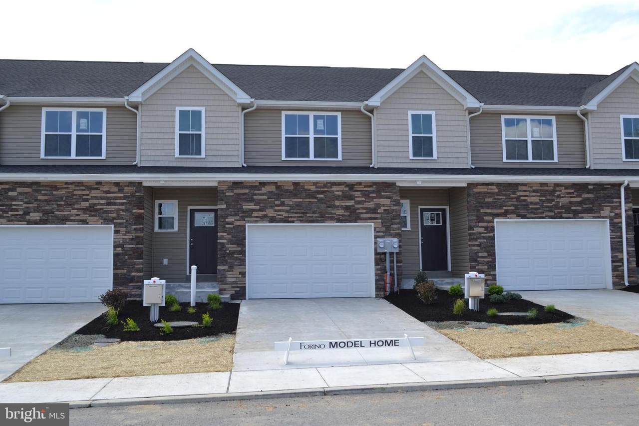 207 Lucille Way - Photo 1