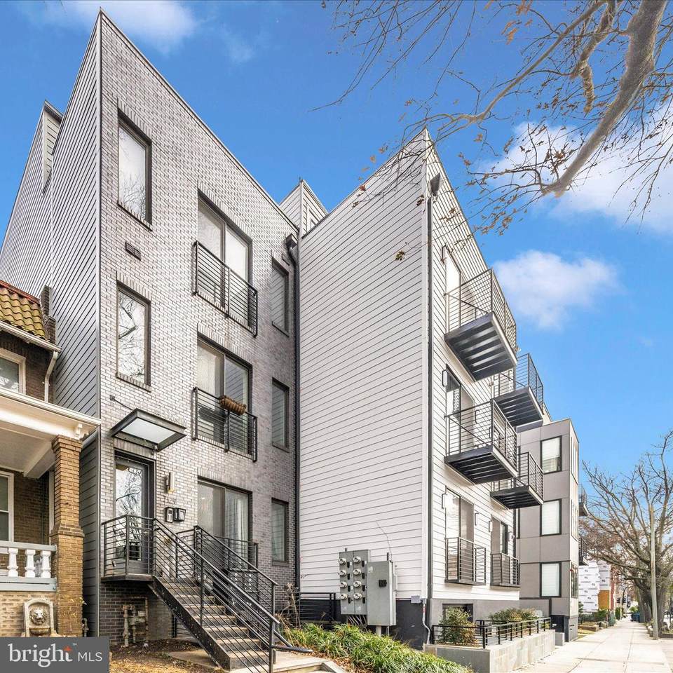 7129 Georgia Avenue - Photo 1