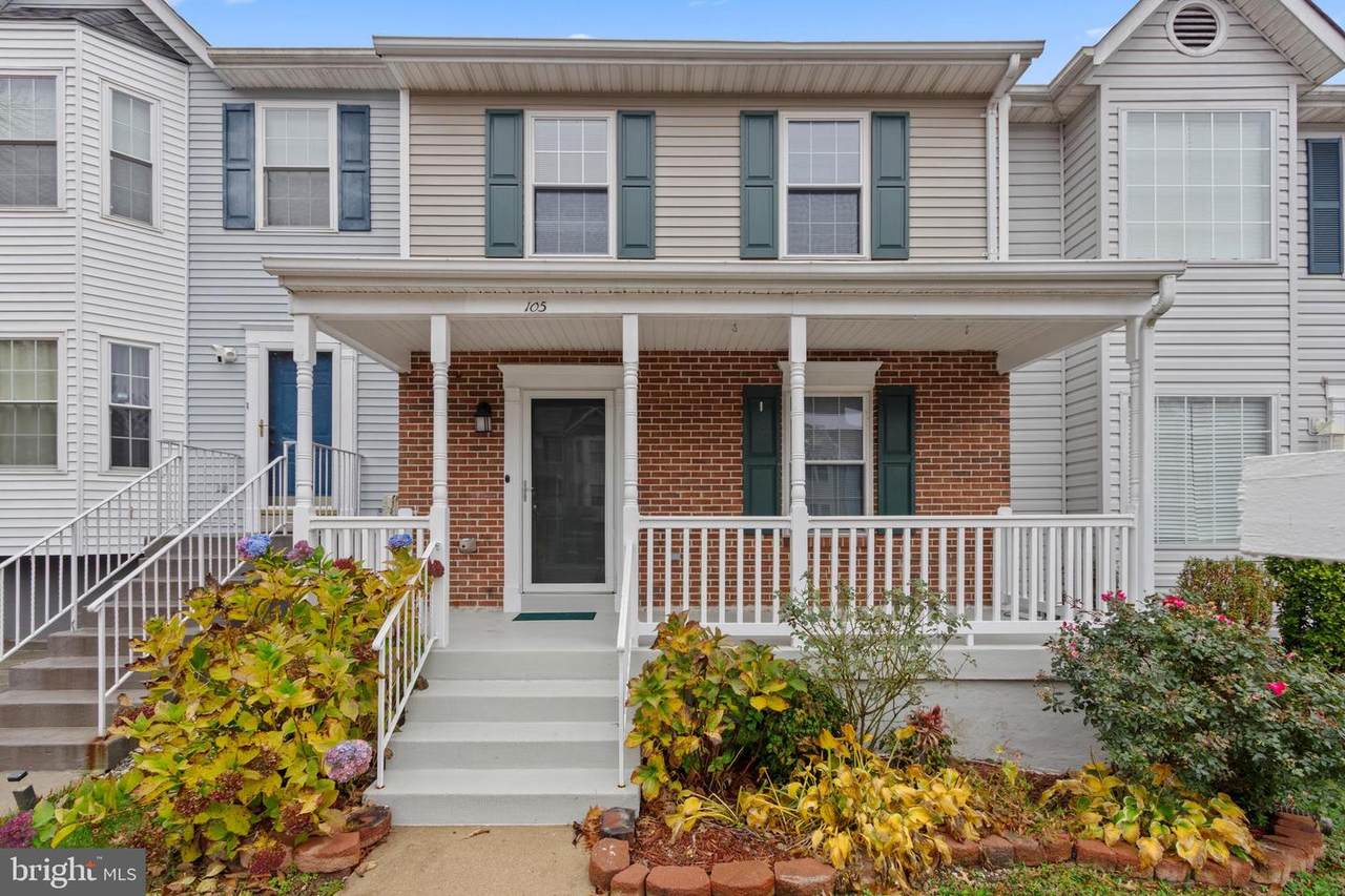 105 Palmetto Court - Photo 1