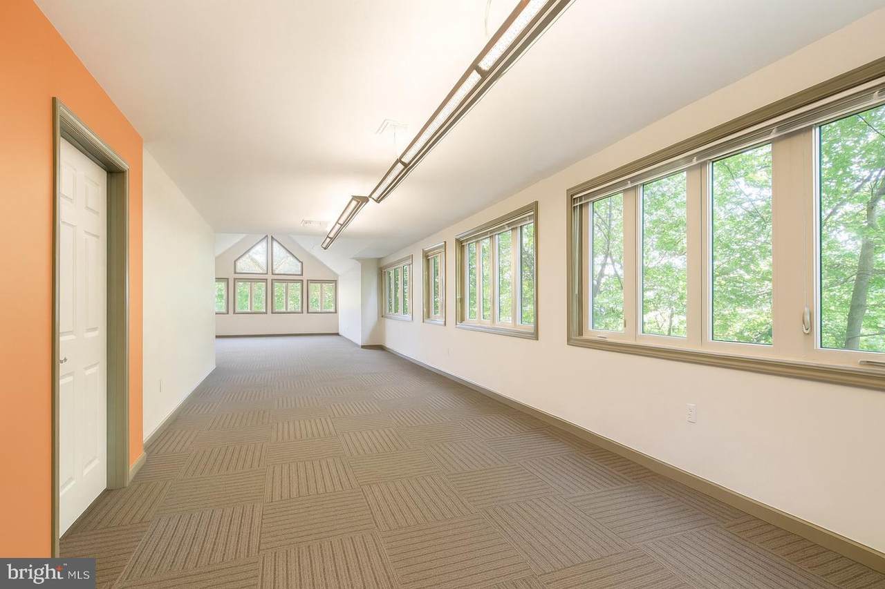 5661 Columbia Pike - Photo 1