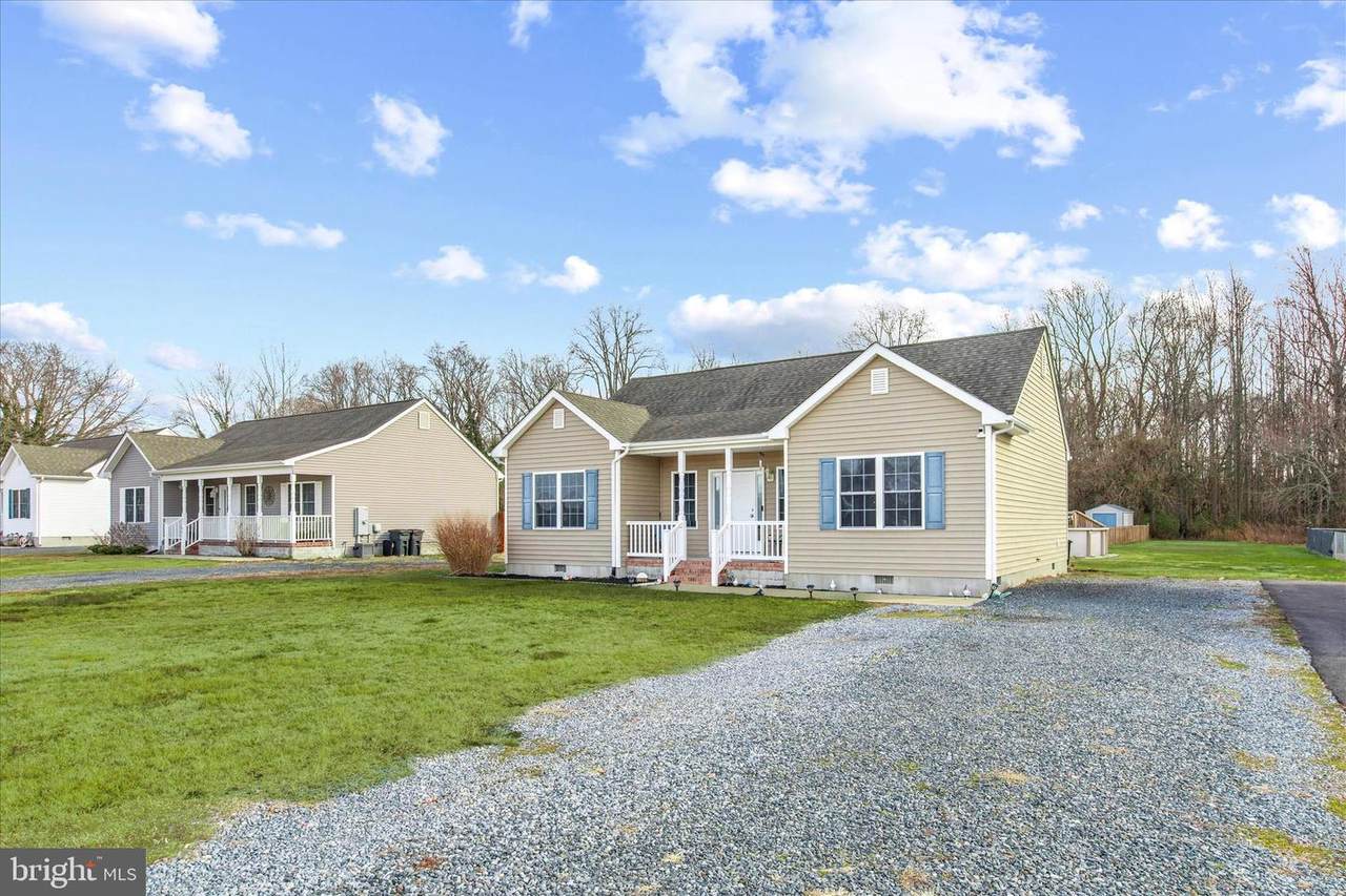 9019 Stage Road - Photo 1