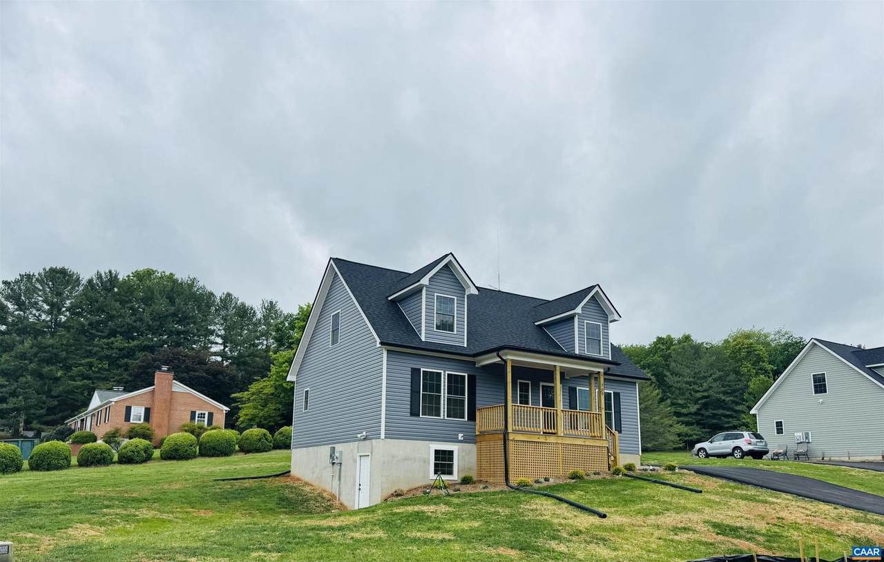 200 Robin Hood Rd - Photo 1