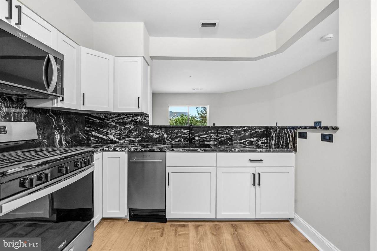 12915 Alton Square - Photo 1