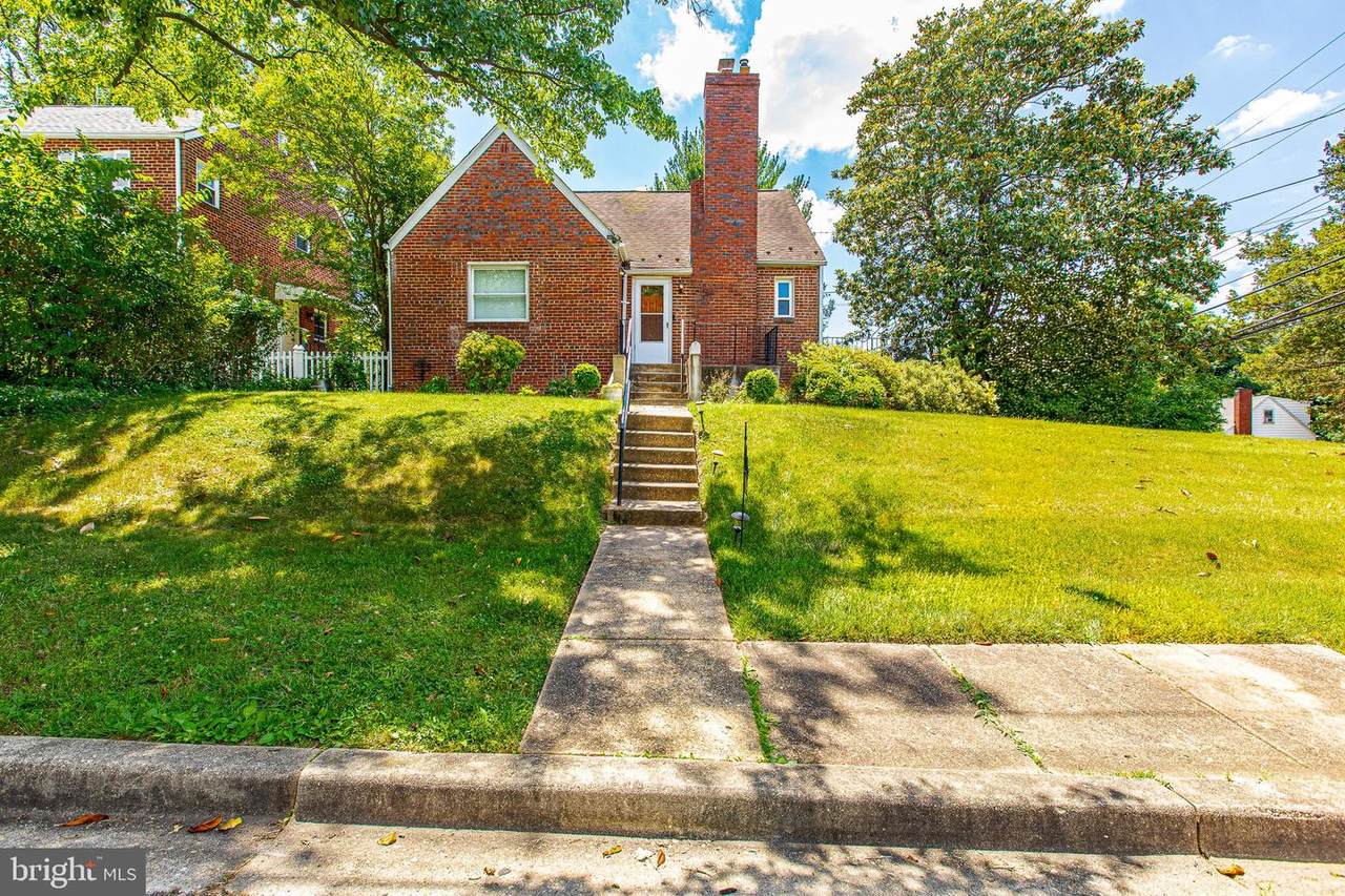 1714 61ST - Photo 1