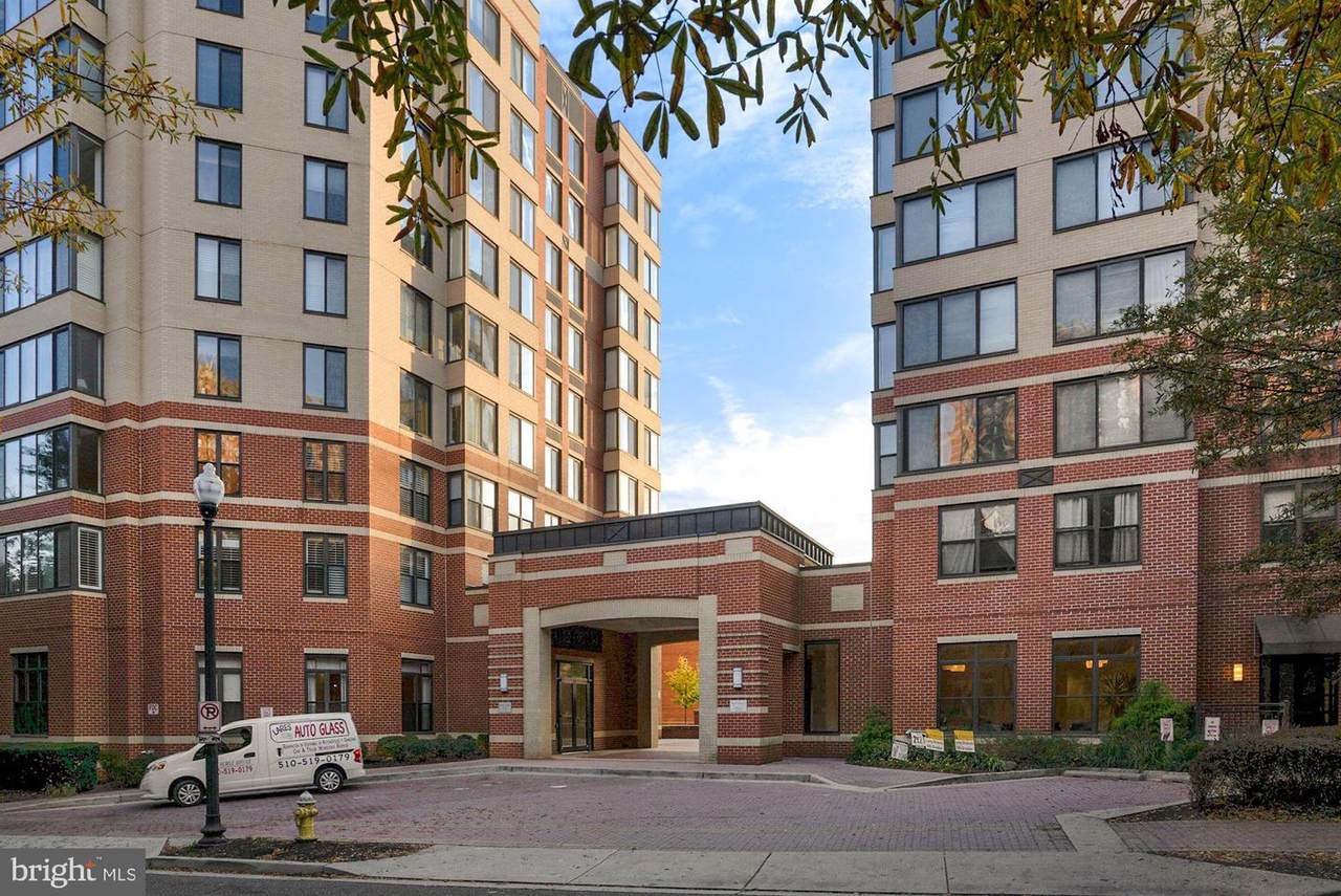 2220 Fairfax - Photo 1