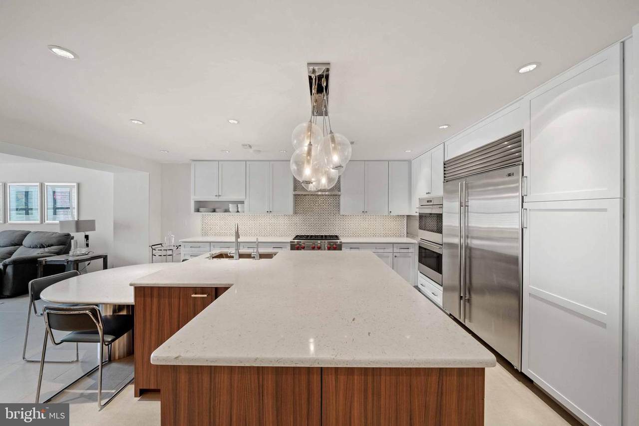8002 Brynmor Court - Photo 1