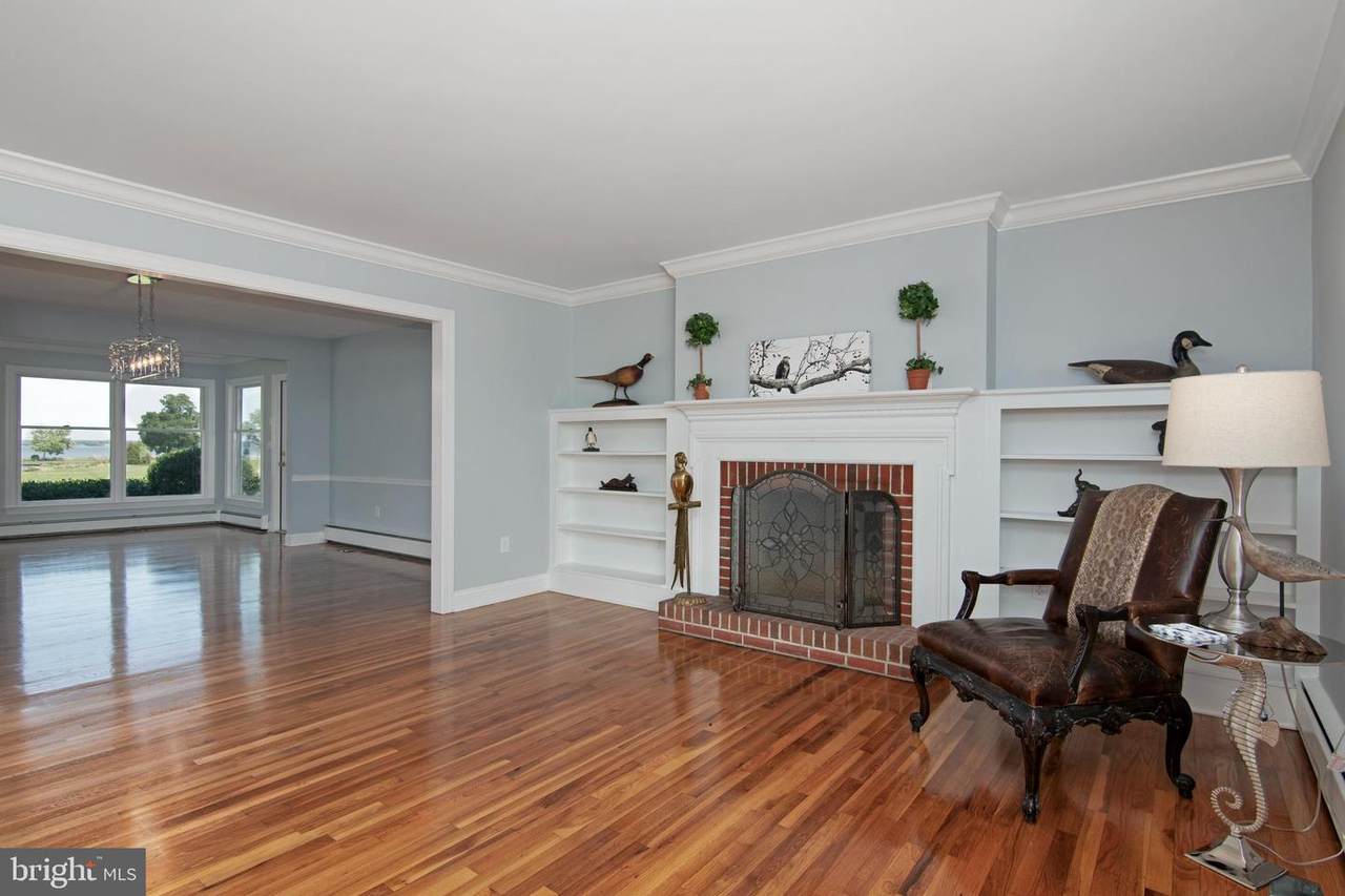 1417 School Street - Photo 1