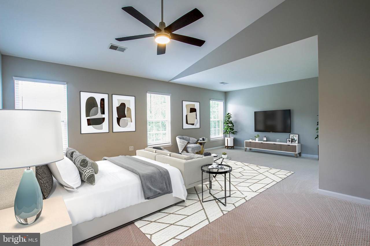 44294 Silkworth Terrace - Photo 1