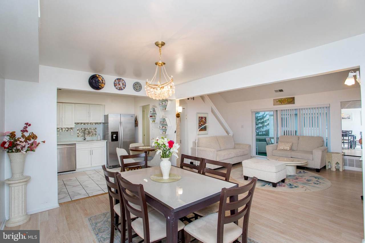 48 Bonnie Gellman Court - Photo 1