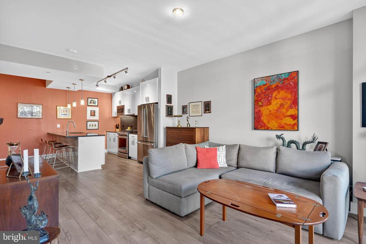 88 V Street - Photo 1