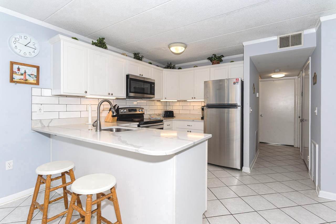 17 70TH Street - Photo 1