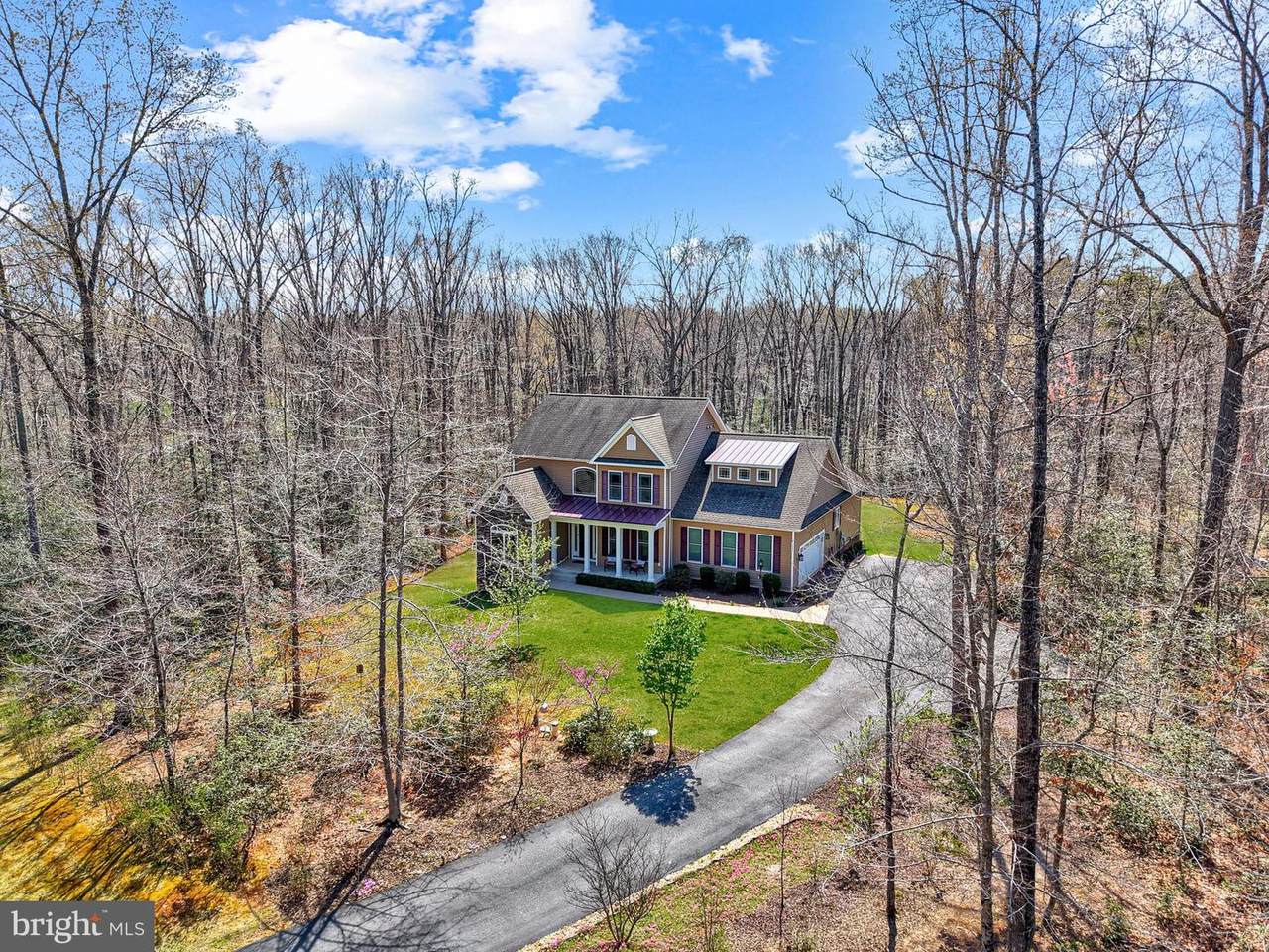 7022 Barclay Drive - Photo 1