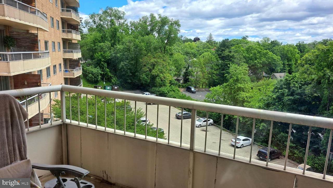 100 West Avenue - Photo 1