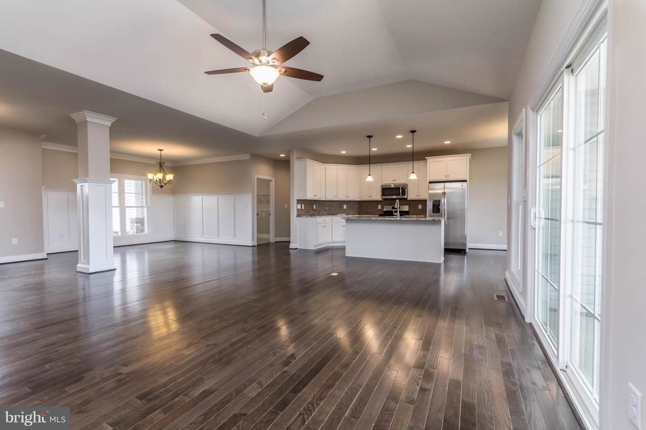 160 Chanterelle Court - Photo 1